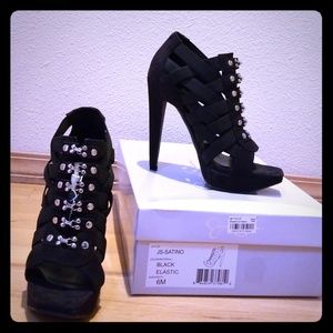 Jessica Simpson Satino